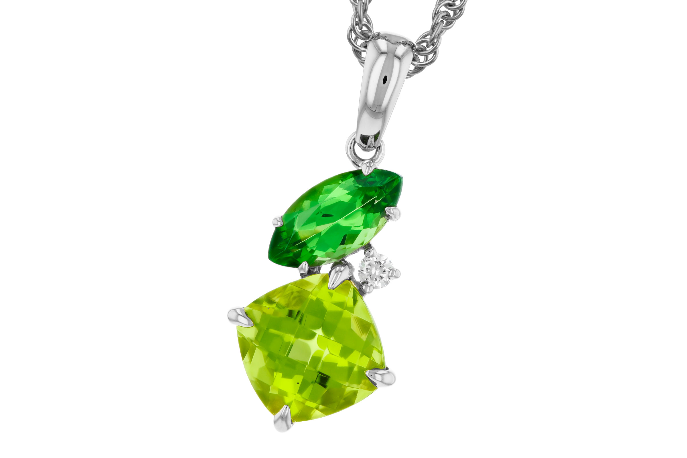 D330-75569: NECKLACE 1.97 TW SEMI-PREC (PER,TSAV) 2.00 TGW