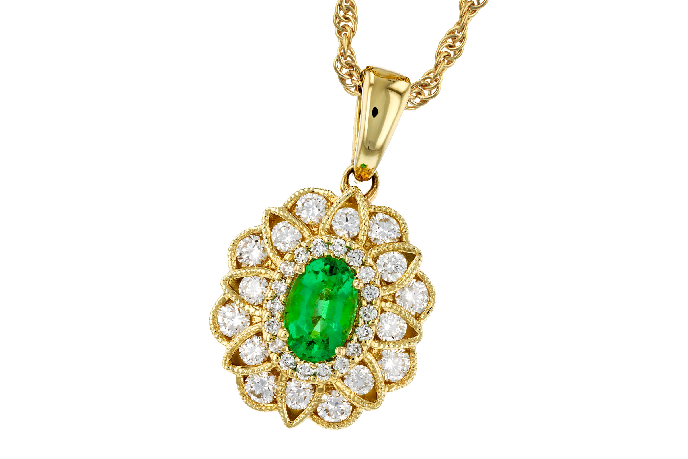 K330-73778: NECK .46 EMERALD .98 TGW (6X4 EMER)
