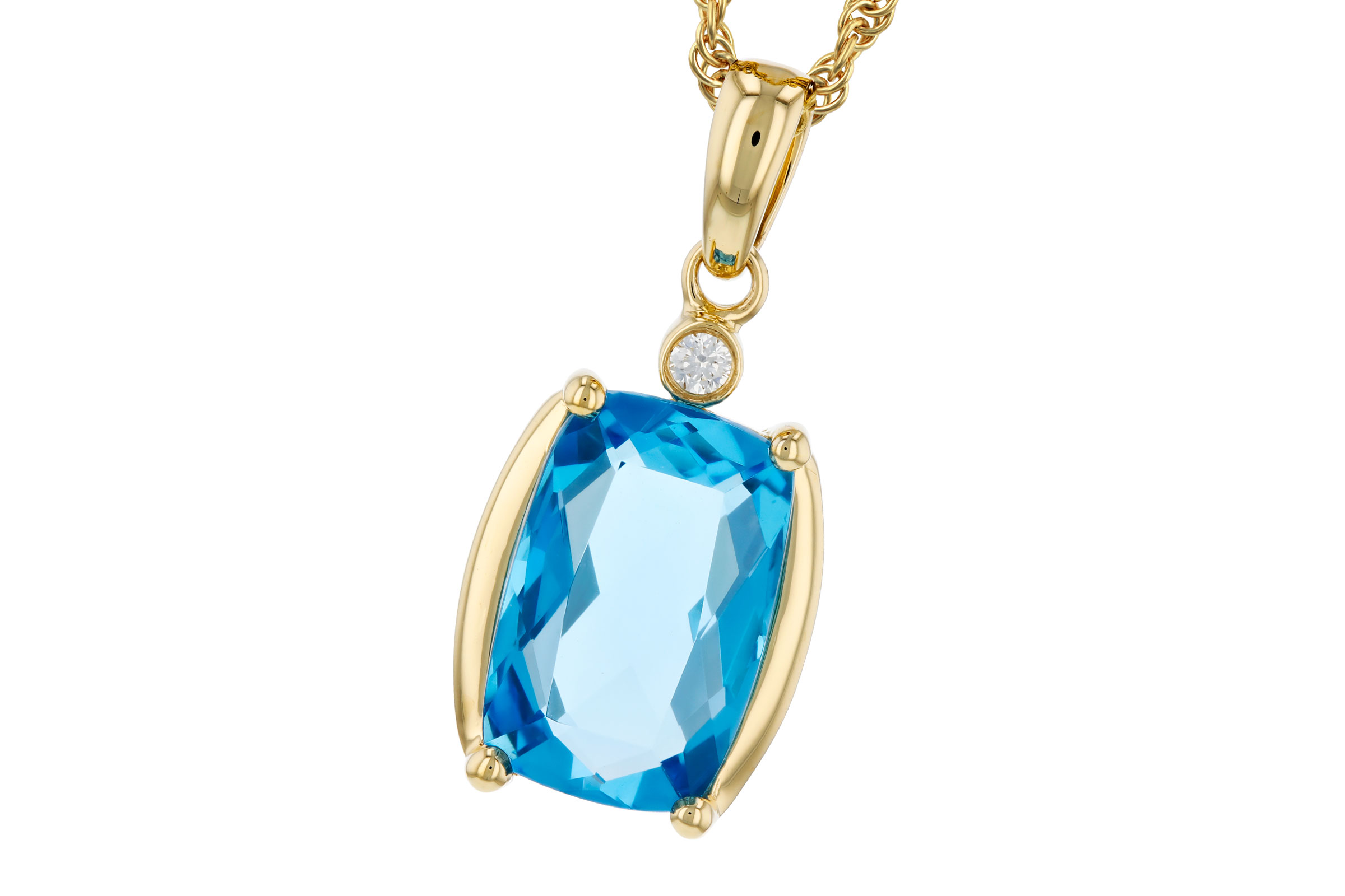 K330-74651: NECKLACE 2.88 BLUE TOPAZ 2.90 TGW (11x7MM BT)