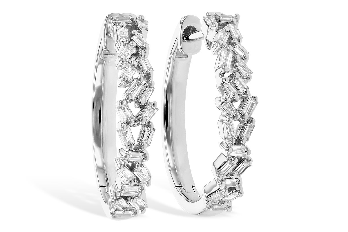 L328-02887: EARR .26 TW BAGUETTES
